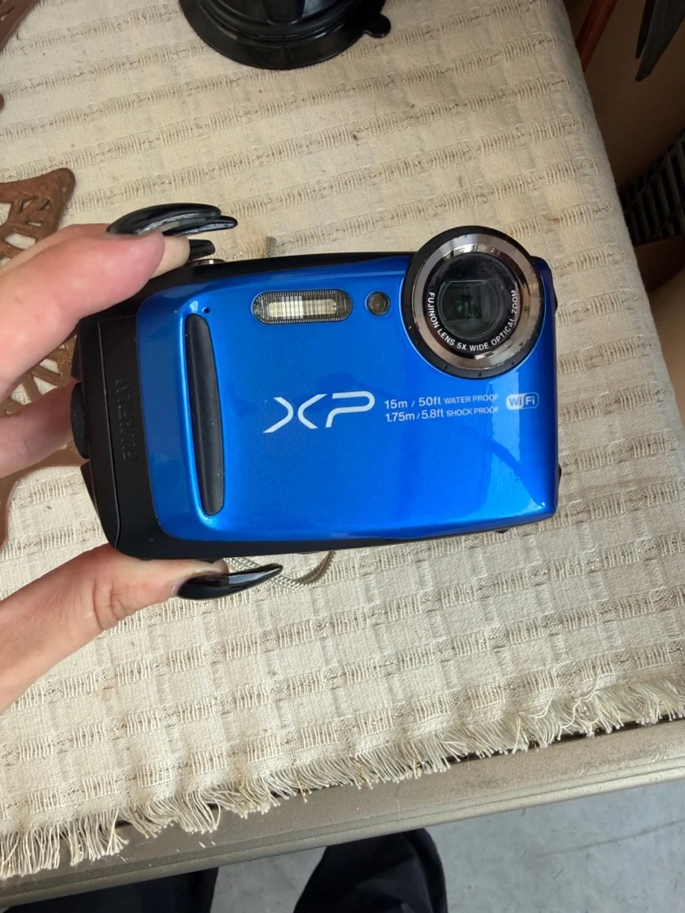 FUJIFILM FINEPIX XP90 Digital Camera